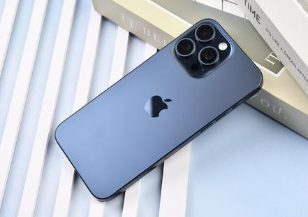 武穴苹果维修点分享iPhone 15 Pro Max屏幕更换全新实操风险 
